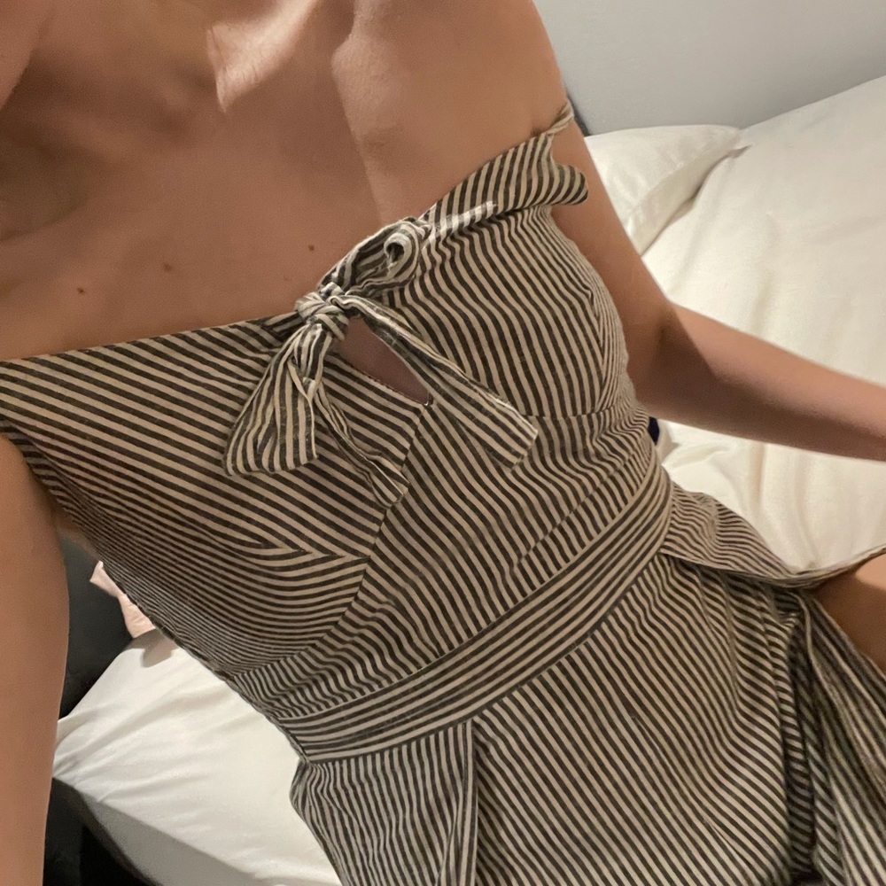 Striped Romper - Picture 5 of 6